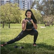 Entrenadora de fuerza y acondicionamiento fisico